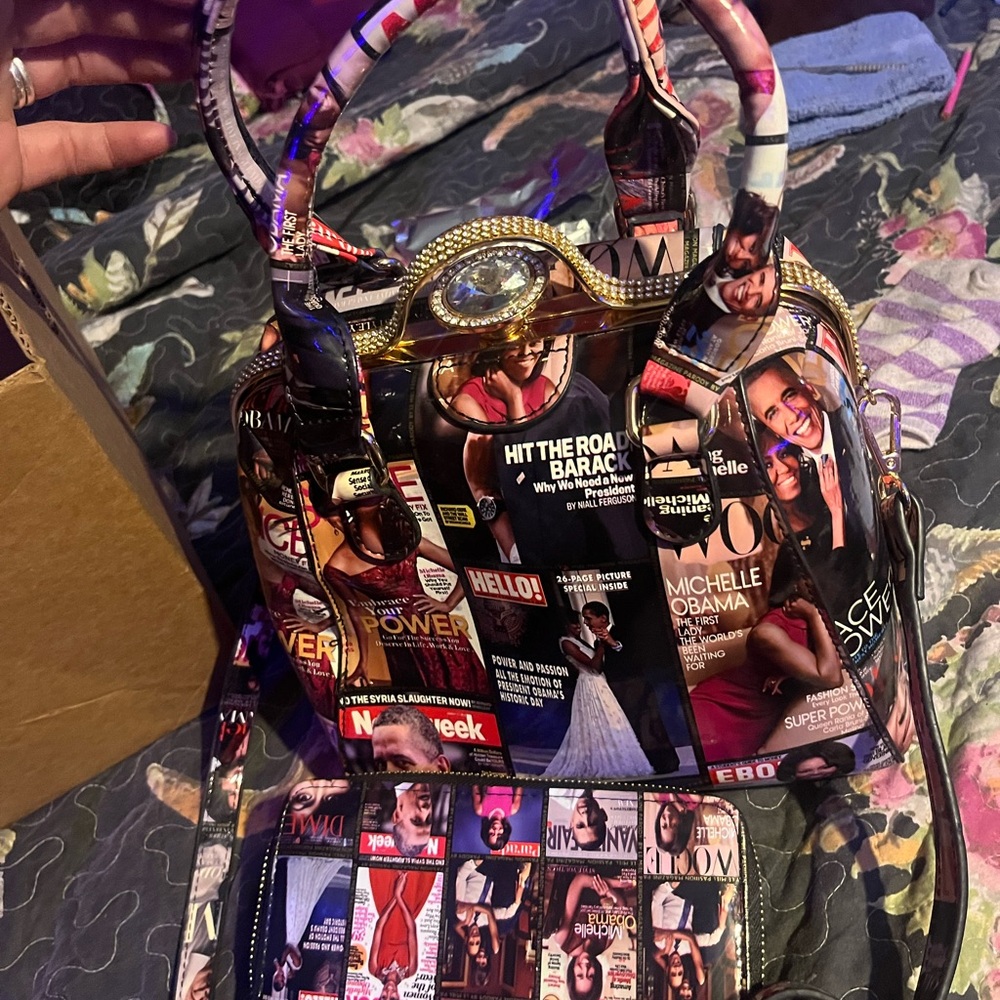 President and First Lady Obama purse